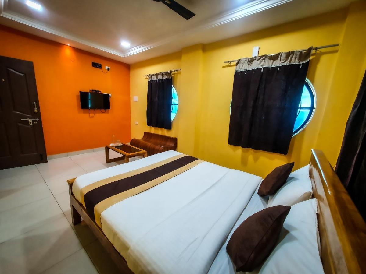 Le Hotel Host Tiruchirappalli Экстерьер фото